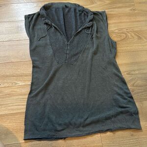 Tahari Linen Blend Gray Top Size Medium